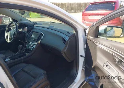 2015 Buick Lacrosse Leather z USA, uszkodzony, nr VIN 1G4GB5G33FF230218